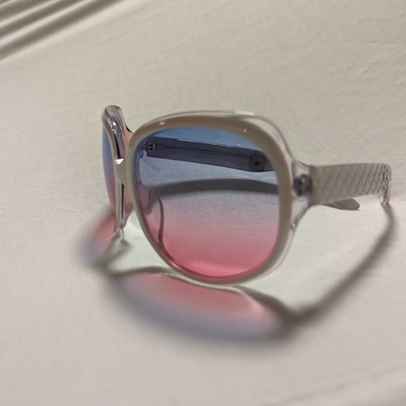 Paris Hilton Style №7 Color C Sunglasses - Picture 10 of 13